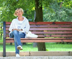 Stres w pracy opiekunki osoby starszej - jak sobie z nim radzić? 